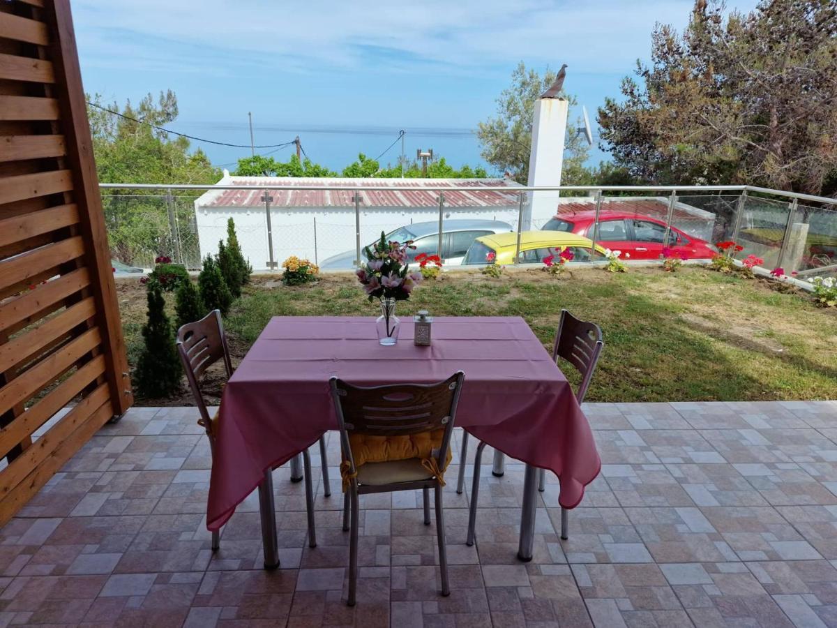 Solymar Prive Apartment Archangelos  Exterior photo